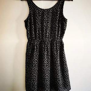 Dress from H&M. Excellent condition 