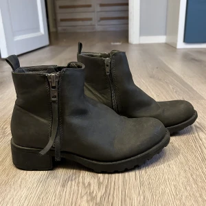 Vinterskor - Snygga vinterskor/höstskor.  Använda 🖤köp via köp nu eller kom privat för swish