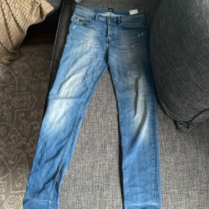 Hugo boss byxor - Hugo boss byxor stretch storlek us 30/34