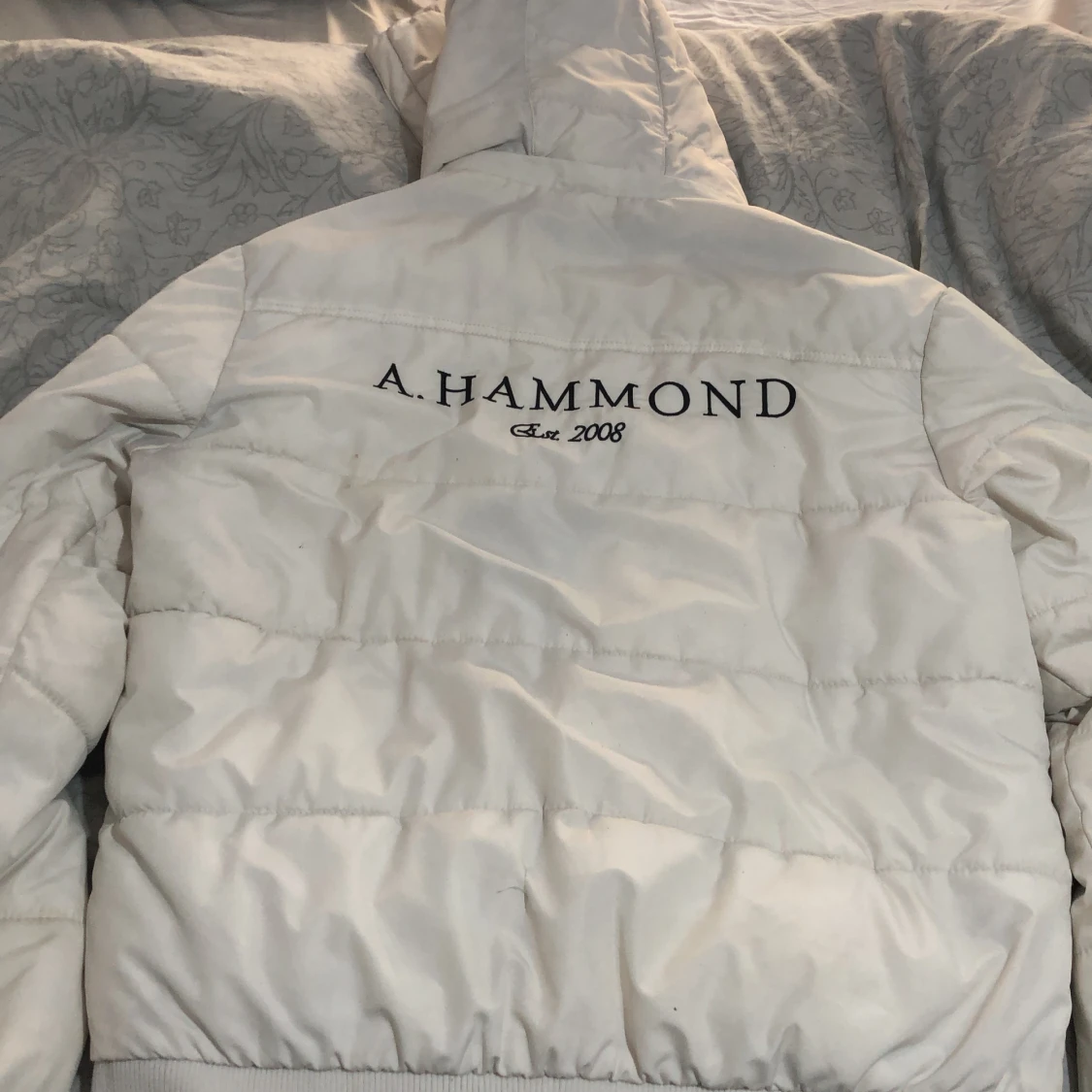  Vit A.Hammond Jacka  - 91