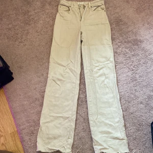 Jeans - Stradivarius 