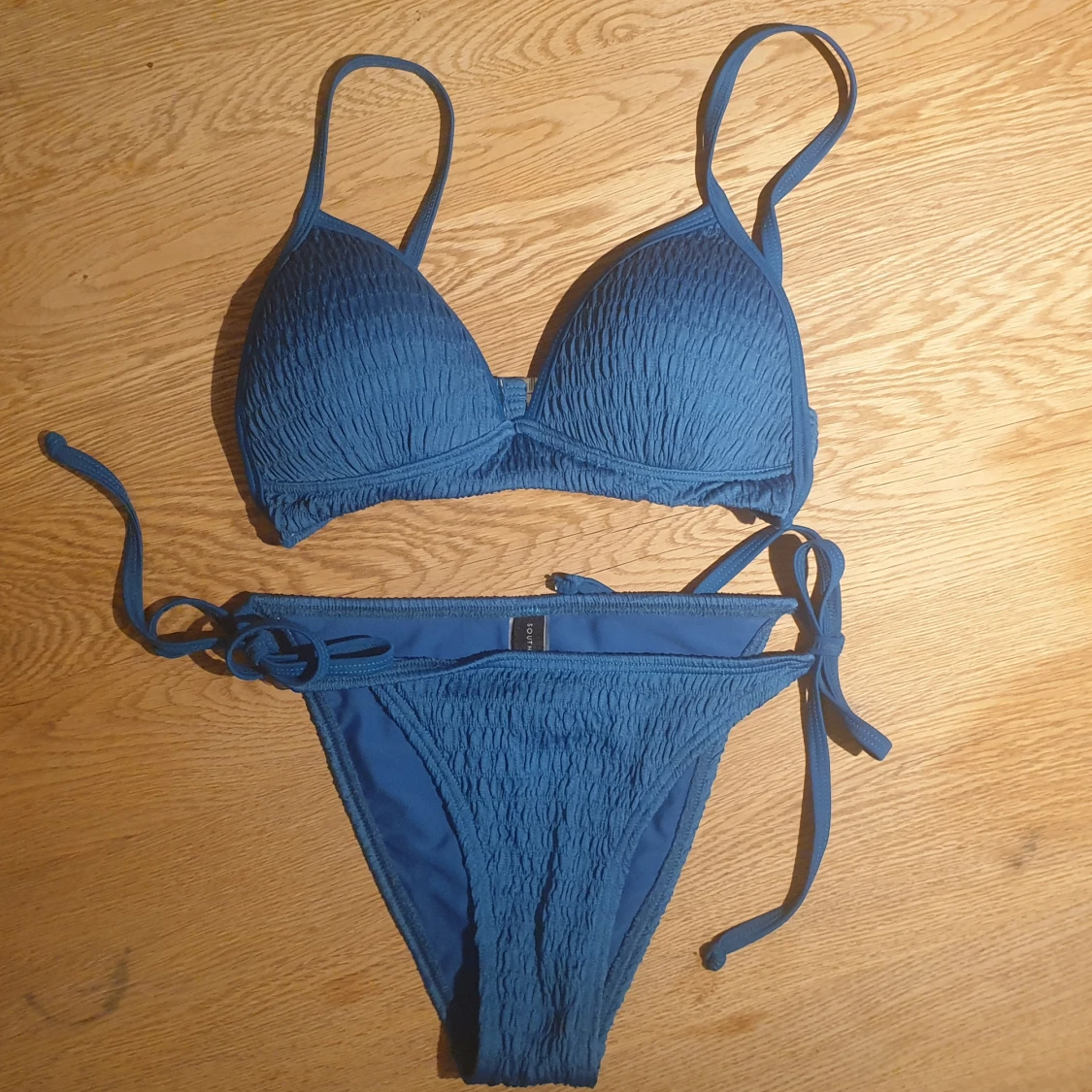 Blågrön strukturerad bikini