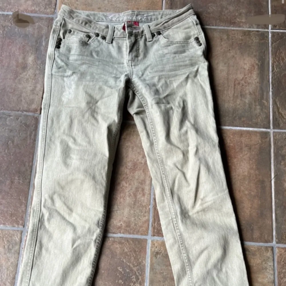 Low waist jeans, storlek 38, från märket Five . Jeans & Byxor.
