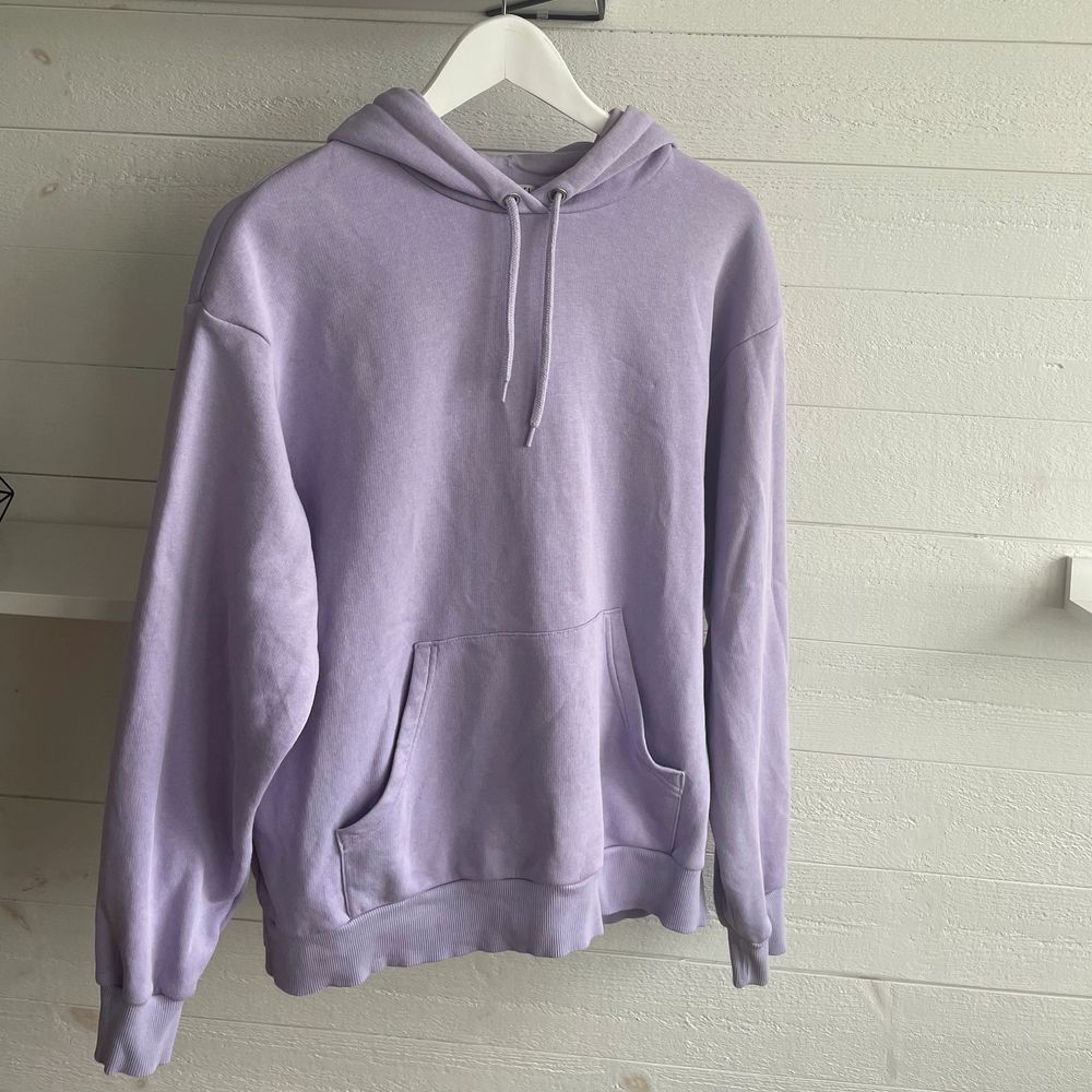 Monki hoodie lila sale