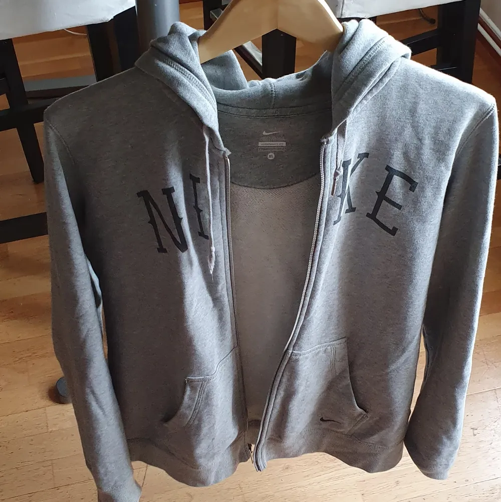 I mycket bra skick och passar xxs_L,. Hoodies.