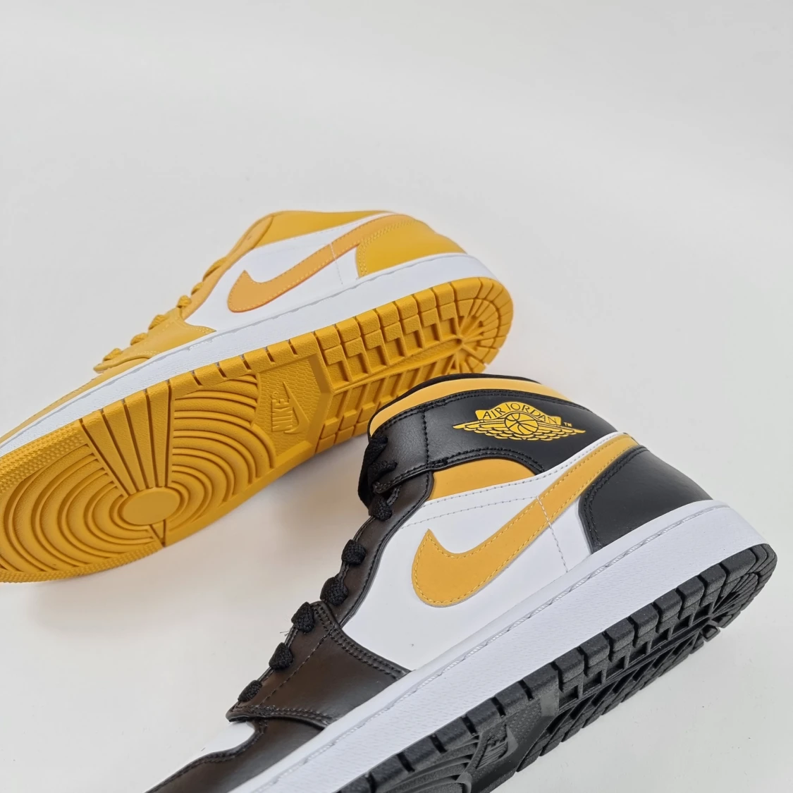 Jordan 1 Low "Pollen" - 90