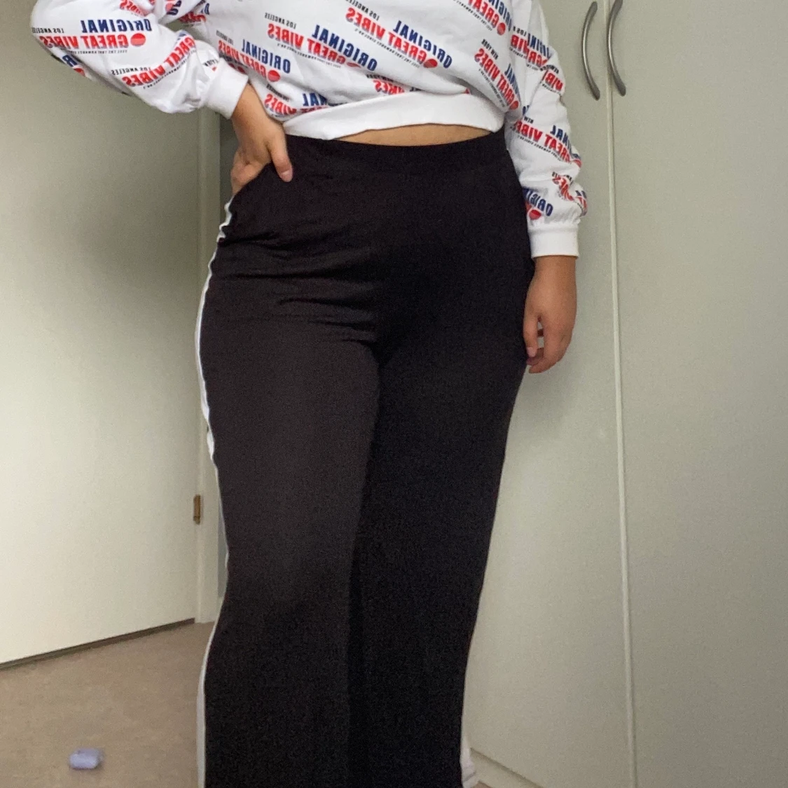 H&M svarta byxor Storlek L - 91