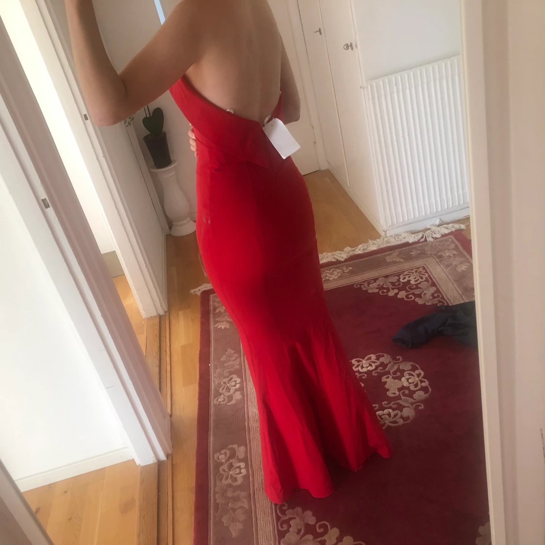 Figurnära finklänning - 90