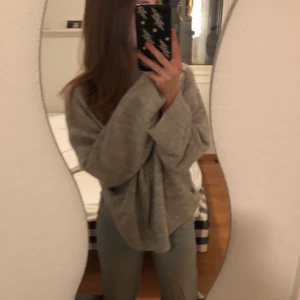 Jeans - Säljer dessa jeans från Gina tricot eftersom dom inte kommer till användning! Använt ett fåtal gånger☺️ köparen står för frakt