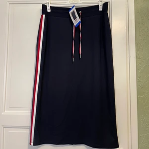 ❤️ - Kjol st L | 100kr 