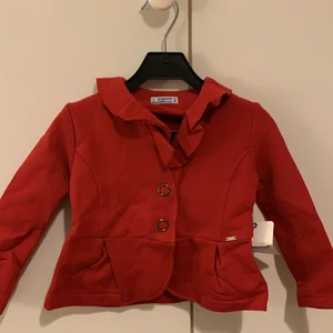 Kofta - Mjuk kavaj/kofta med tryck knappar. Helt nytt kollektionsprov 