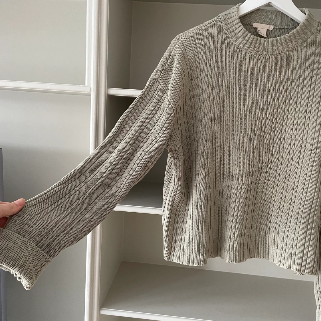 Fin mintgrön tröja från H&M  - 90