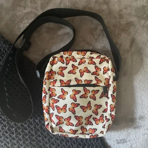 Väska💗 - En helt ny väska från bershka 