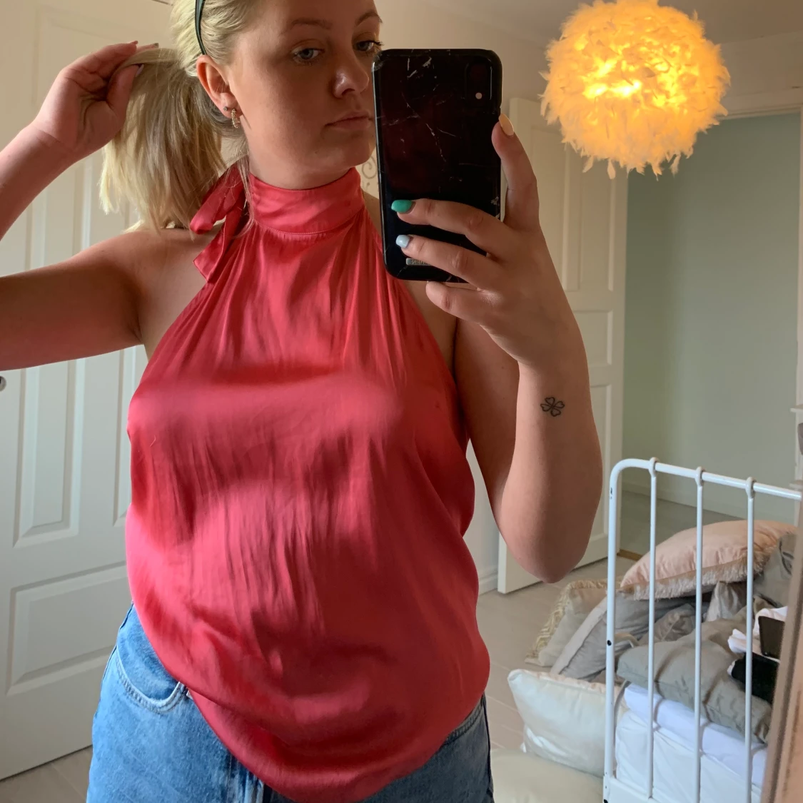 Snygg korall-färgad fest topp! 