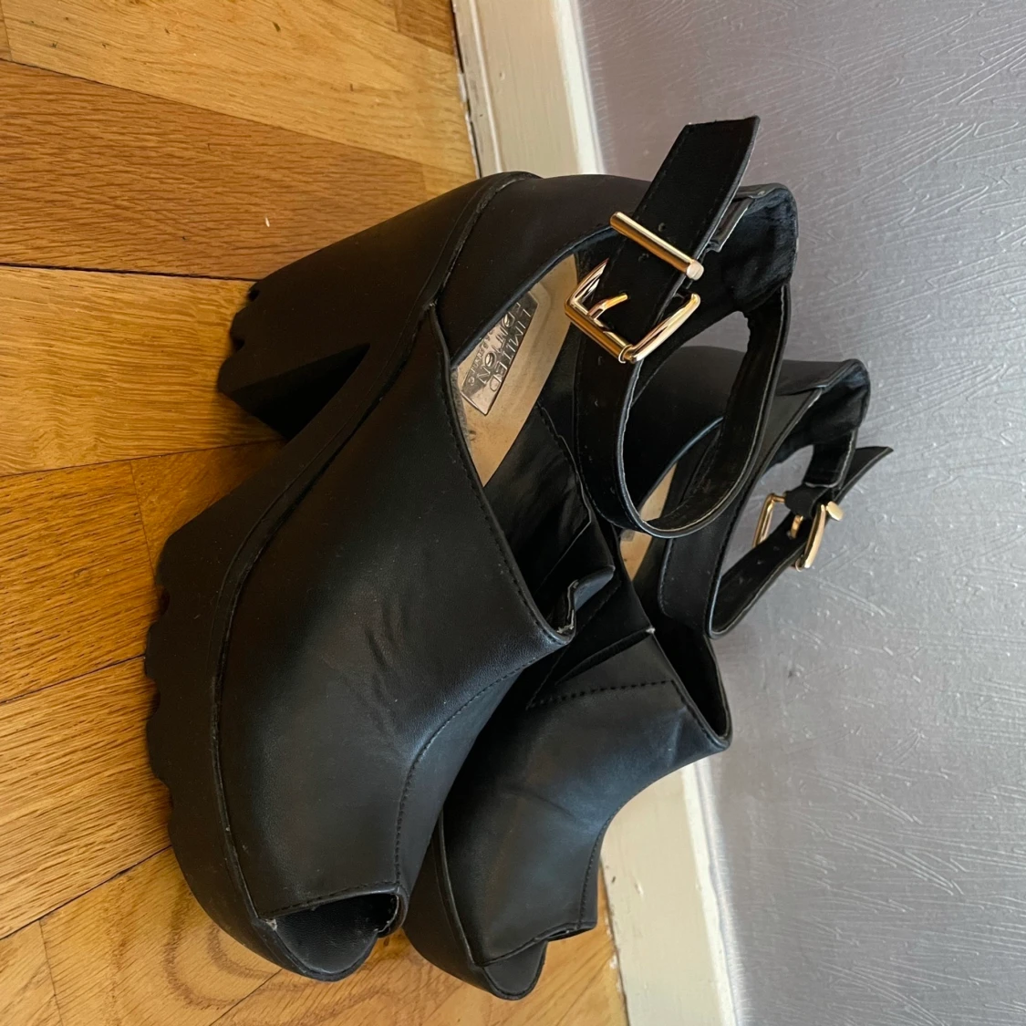 Skor med tjock klack - 91