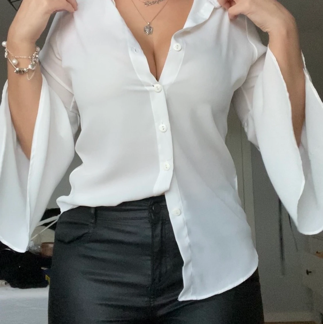 Vit skjorta storlek S - 90