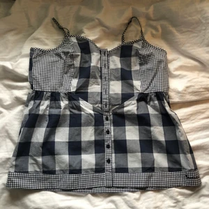 Oanvänt Bondelid linne  - Helt oanvänt linne från Bondelid. Köptes för 499 kr. 