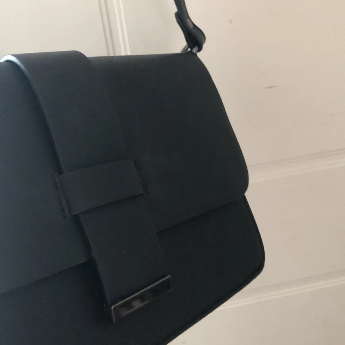 Svart väska! - 91