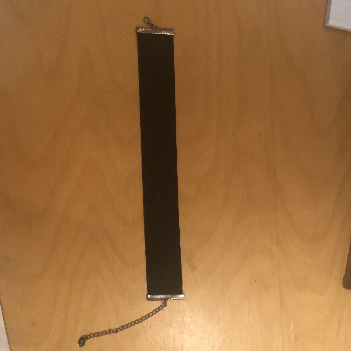 Svart sammets chocker 