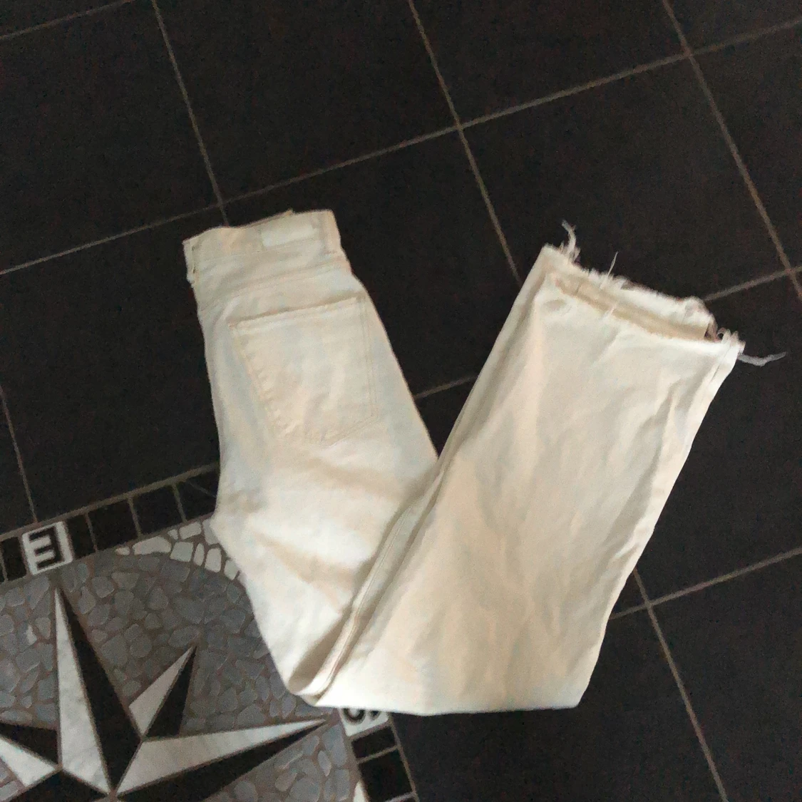 Långa beiga vida jeans  - 91