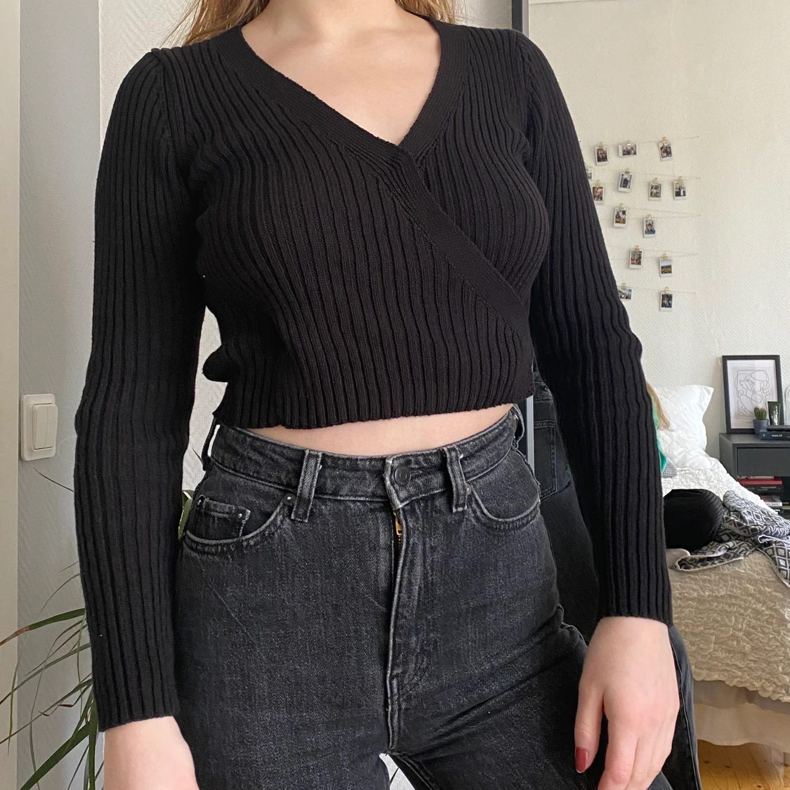 Finstickad v-ringad tröja 