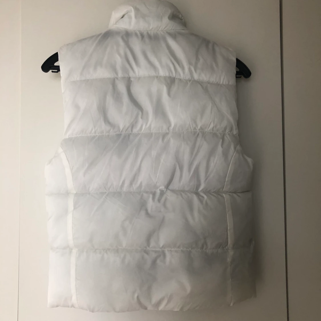 Vit väst till våren - 90