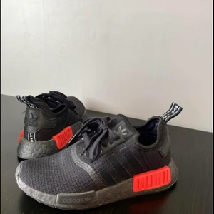 Adidas nmds - Säljs pga för små, som nya 
