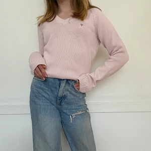 Skön stickad märkes tröja! - Stickad tröja som inte sticks! Underbar färg och bra kvalitet. 