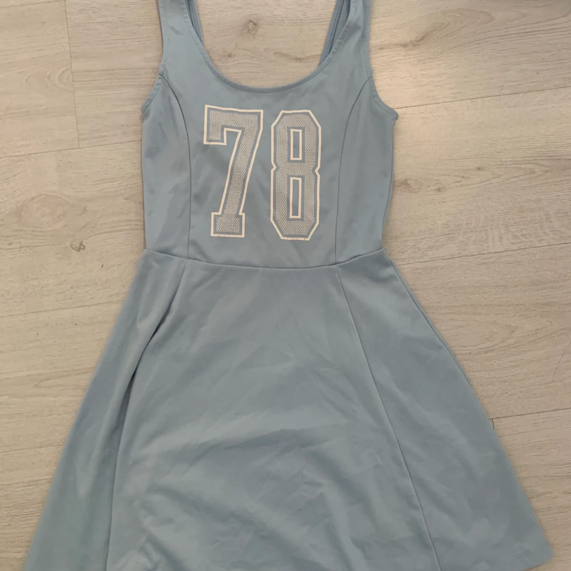 Klänningar 50kr/st! - 91