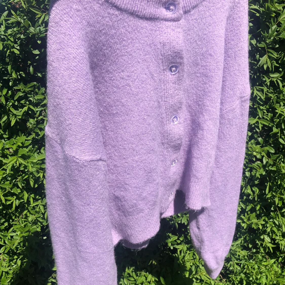 Pastell lila stickad kofta