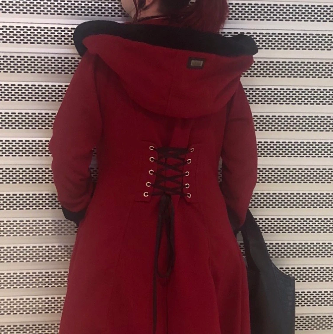 Röd kappa från Chock - 91