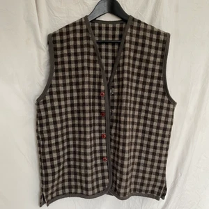 väst - brun rutig väst i ull. i fint vintageskick