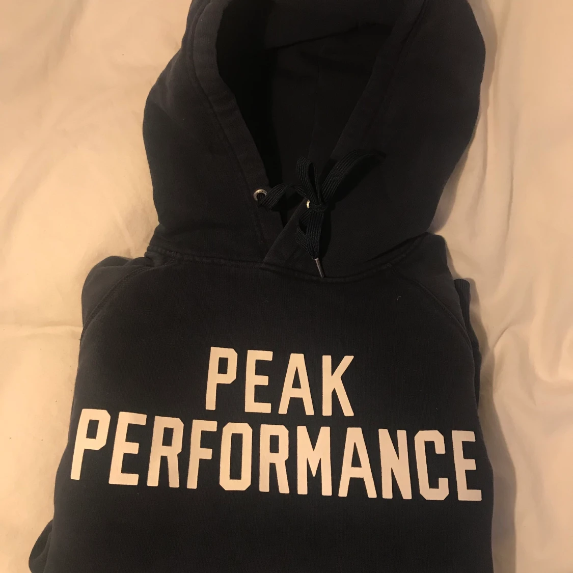 Peak performance hoodie  - 90