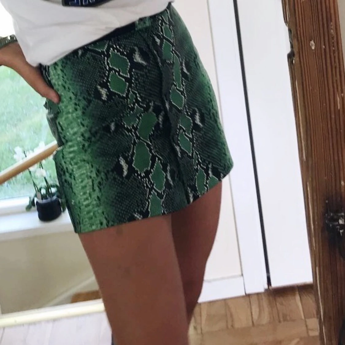 Mönstrad skinnkjol  - 90