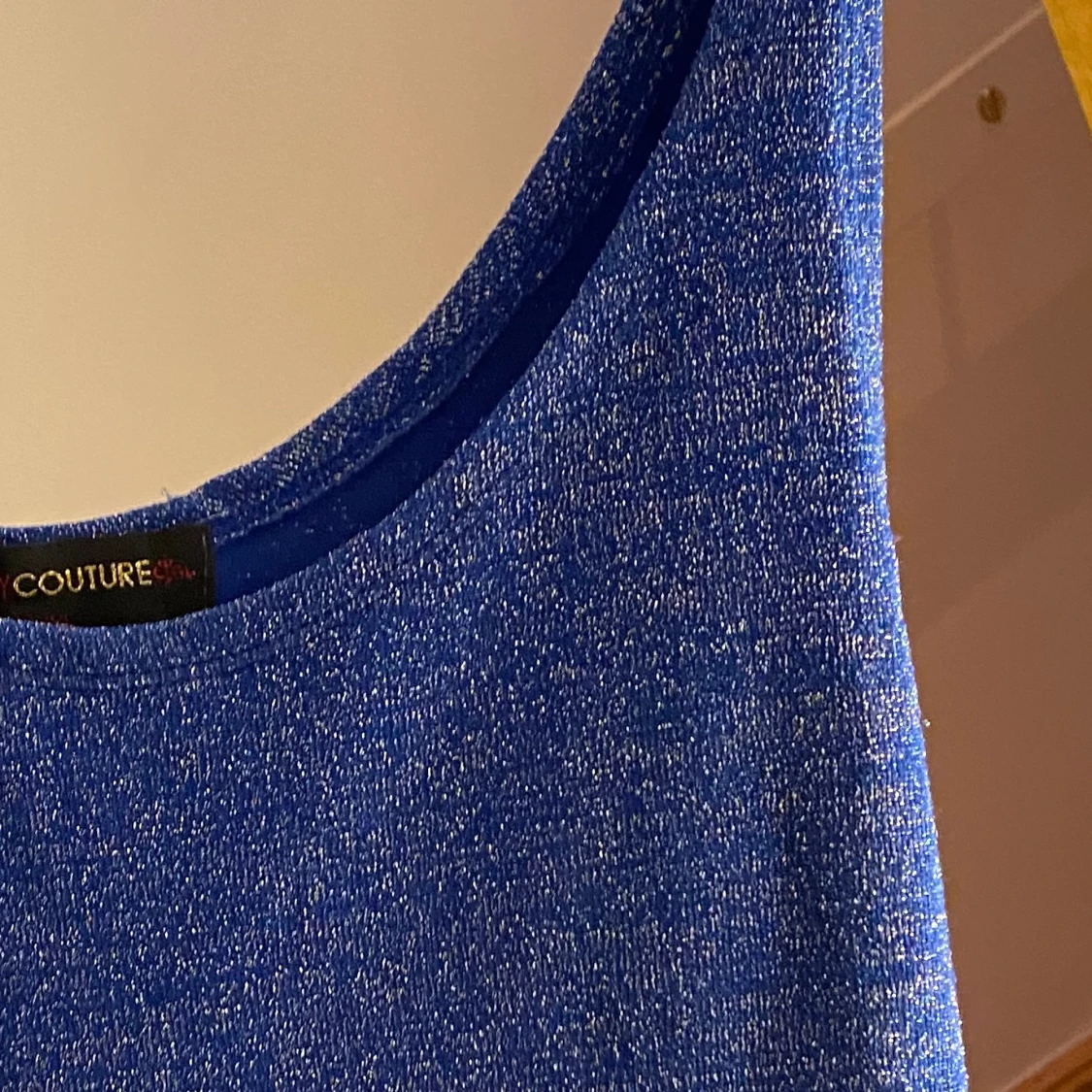 Blå glittrigt linne - 91