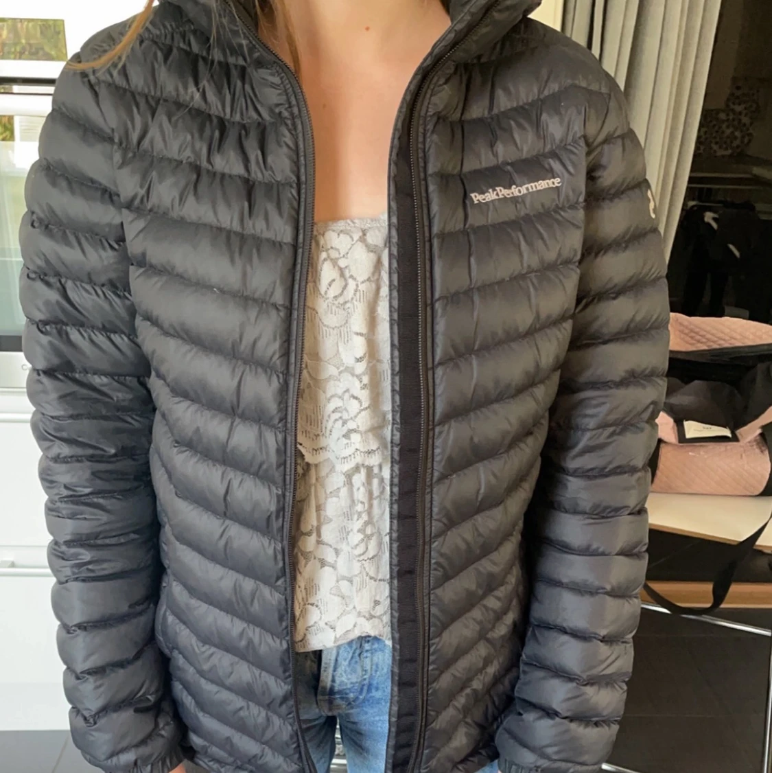 Peak performance jacka svart  - 91