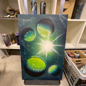 Green theme galaxy tavla - Om du gillar rymnden och gröna färger skulle jag säga den här är perfekt 450-550 pris kan diskuteras 