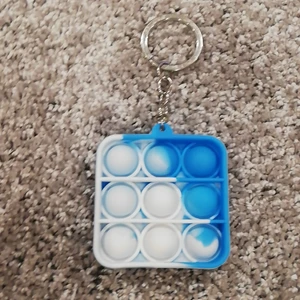 Pop it - Mini pop its. 1 för 5 och 3 för 10. Frakt är inte inräknad. 