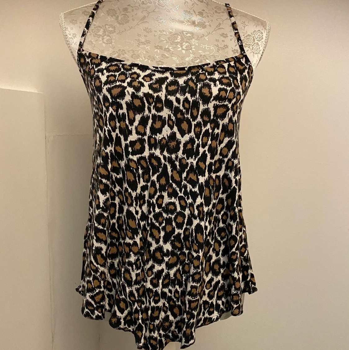 Leopardmönstrat linne XS - 90