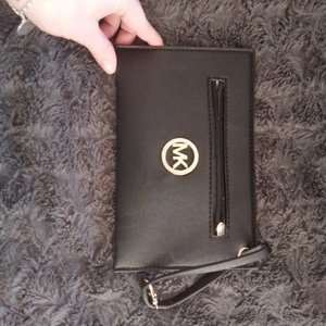 Michael kors - Kuvert väska