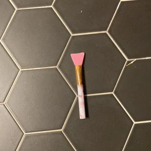 Antsiksmask lägare - Antsiksmask lägar lite trasig men det är jätte enkelt att limma 