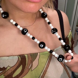 Rolig halsband - Jätte kul halsband! De e allt