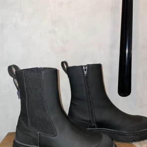 Zara Boots - Storlek 35. Helt nya 