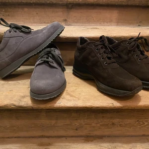 Så snygga skor från Hogan👞  - Så snygga skor nypris ca 2-3 tusen kronor och säljer de för 1000👍🏽👞😜🤭😲 matrealet är mocca finns i två färger grå och brun lite olika i modellen men ganska lika kanske kan mötas up eller frakta kontakta mig för fler bilder