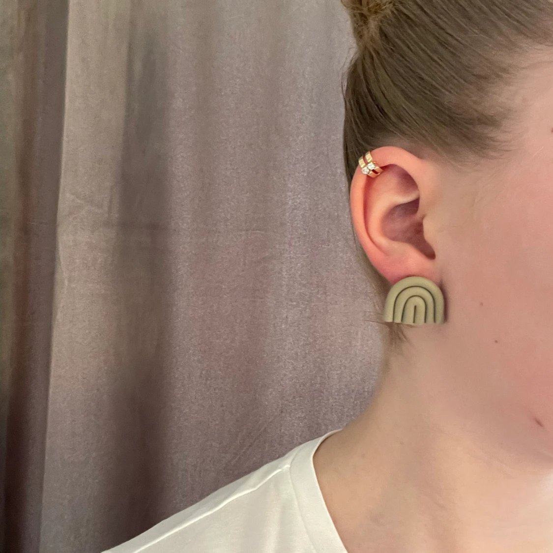 🌾✨🐚 Grå beiga örhängen 🐚✨🌾 - 90