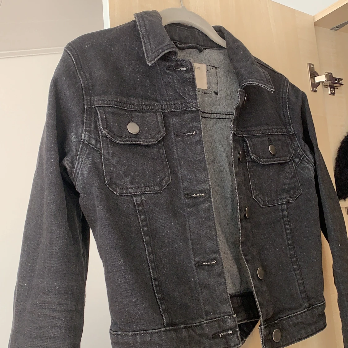 Svart jeansjacka  - 90