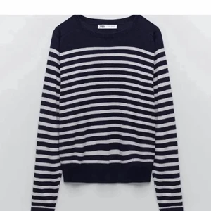 Tröja  - Lägher ut igen pga oseriös köpare!!! Jätte skön och i bra skick! Helt slutsåld!!!