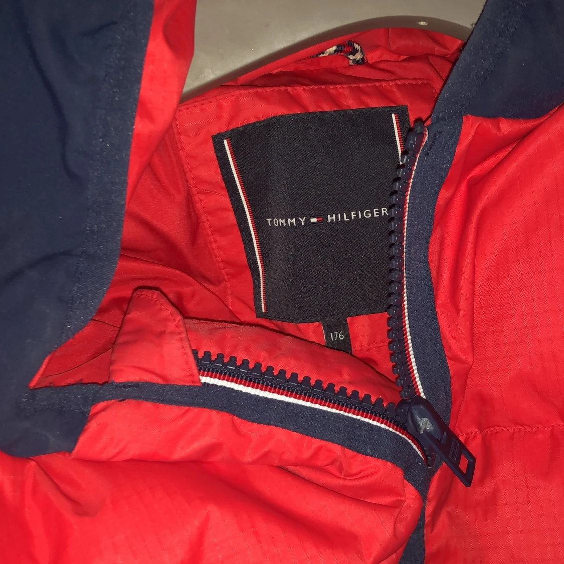 Tommy hilfiger jacka  - 91