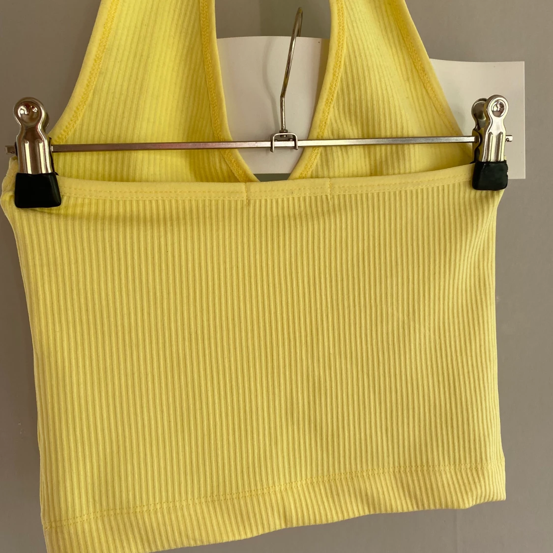 Gul halternecktopp, storlek S - 90