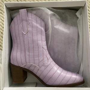 Cowboyskor lila - Storlek: 39 